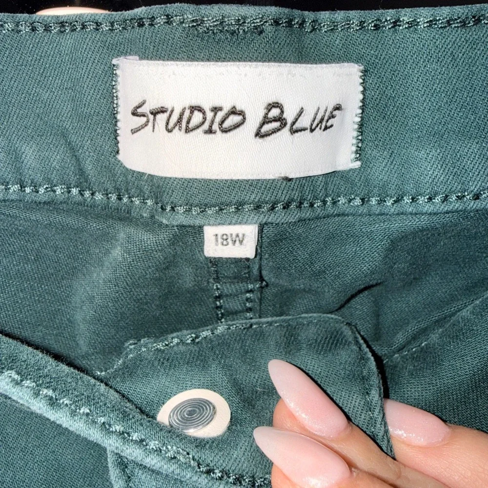 Studio Blue Wide Leg Utility Pants Womens 18W Green Cotton Blend - Picture 2 of 3